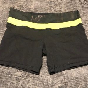 Lululemon spandex shorts